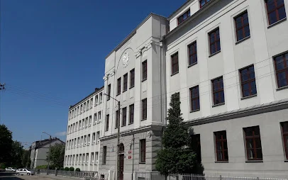 Budynek dawnego Gimnazjum Państwowego im. St. Staszica